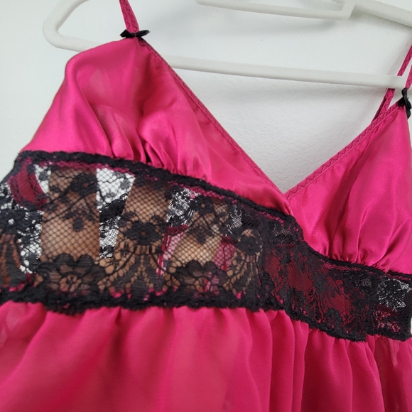 Secret Treasures Pink and Black PJ Top Size Medium - Picture 7 of 7